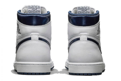 Air Jordan 1 HI OG "Midnight Navy"
