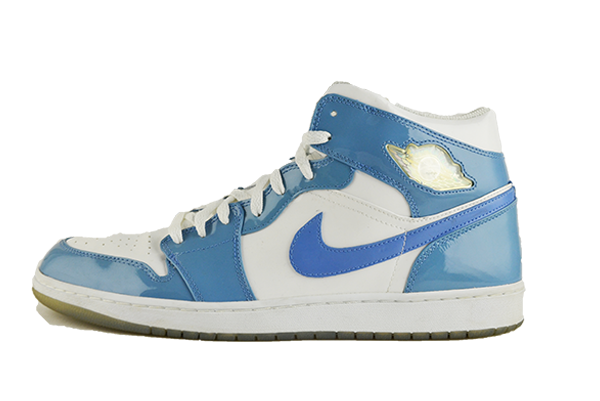 Air Jordan 1 "UNC"