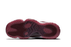 Air Jordan 11 "Velvet"