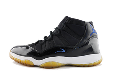Air Jordan 11 "SpaceJam" (2000)