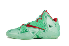 Nike LeBron 11 "Christmas"